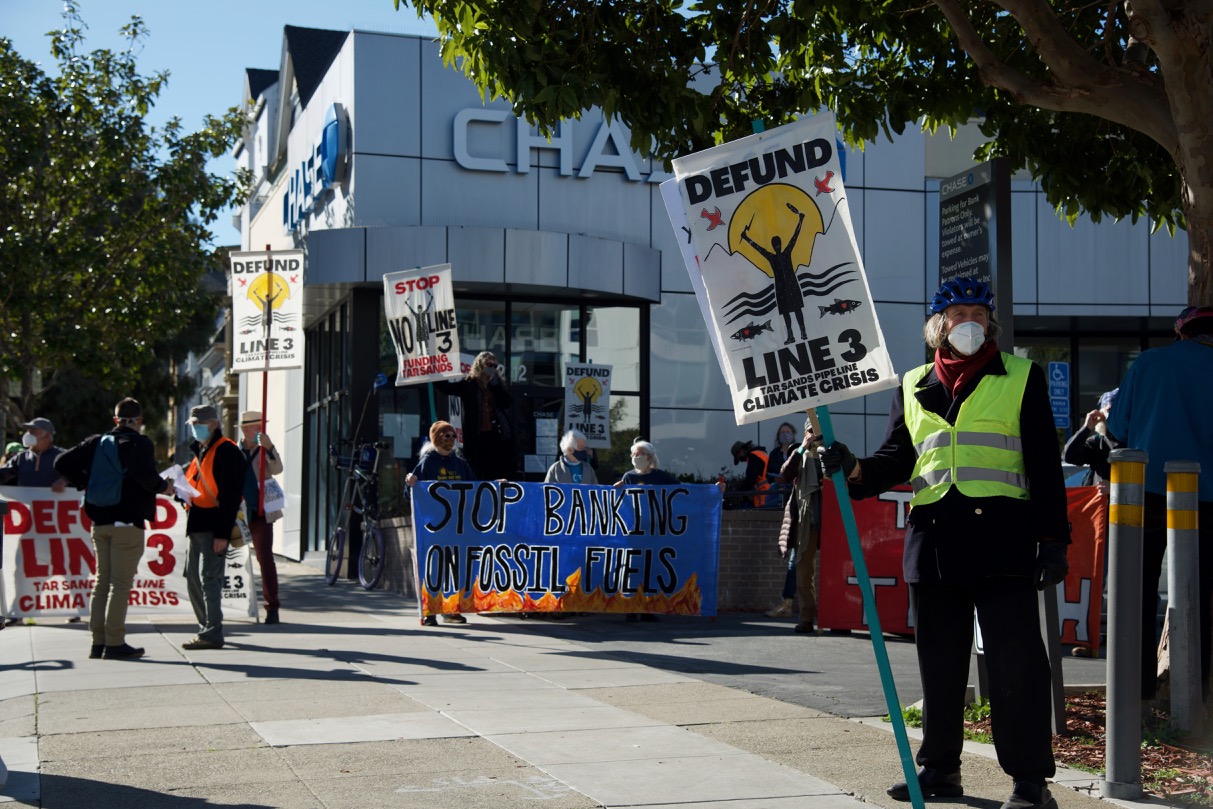 XRSFBay Confront Chase Bank in Solidarity with 'Stop Line 3' Indigenous Water Protectors in Minnesota:March 11th, 2021